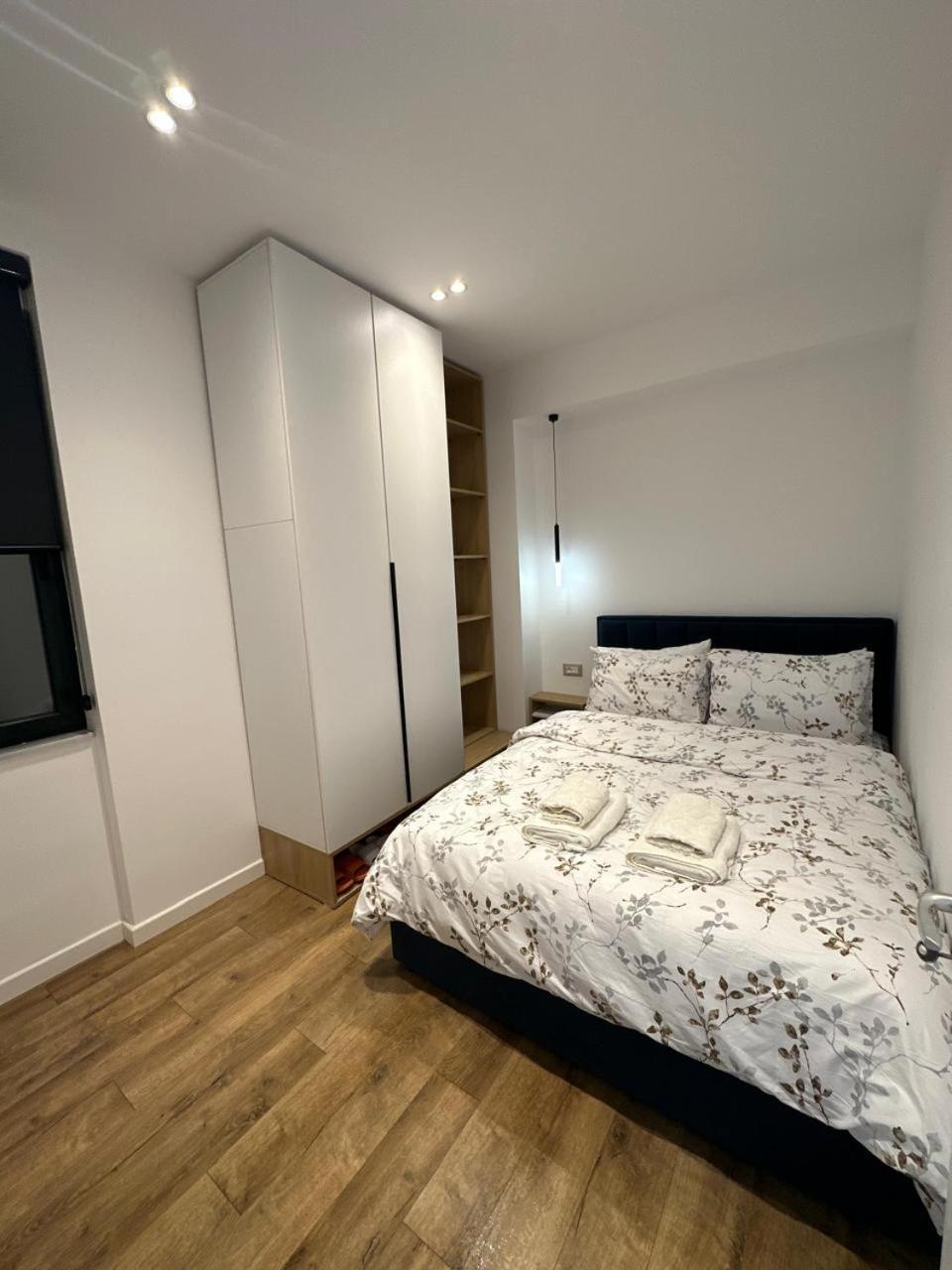 Erinda'S Apartment تيرانا المظهر الخارجي الصورة